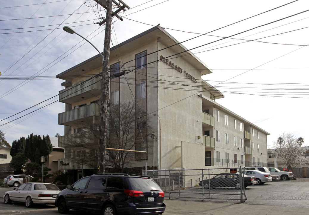 Pleasant Towers in Oakland, CA - Building Photo