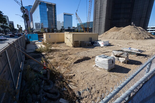 321 W Ocean Blvd in Long Beach, CA - Foto de edificio - Building Photo