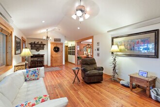 404 Snake River Dr in Etna, WY - Building Photo - Building Photo