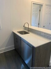 124 Peterborough St in Boston, MA - Building Photo - Building Photo
