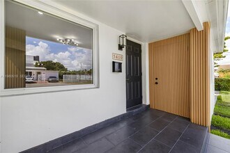 5410 SW 2nd St in Coral Gables, FL - Building Photo - Building Photo
