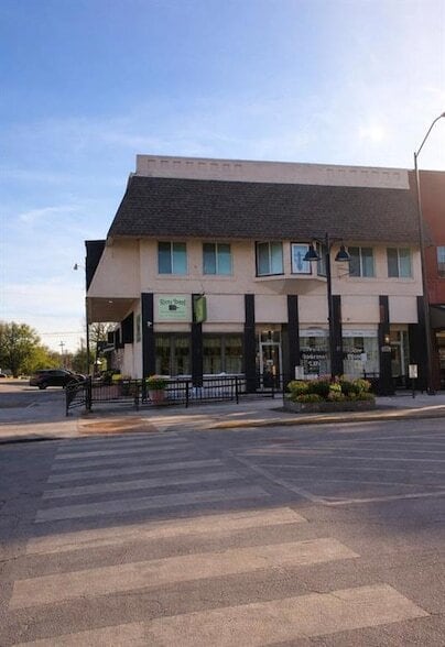 property at 105 S Canadian Ave