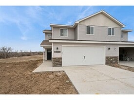 18061 Walnut Circle in Big Lake, MN - Building Photo