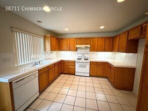 38711 Chimaera Cir in Fremont, CA - Building Photo - Building Photo