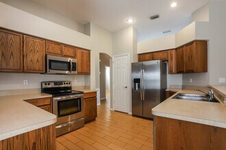 2831 Laurel Leaf Dr in Valrico, FL - Building Photo - Building Photo