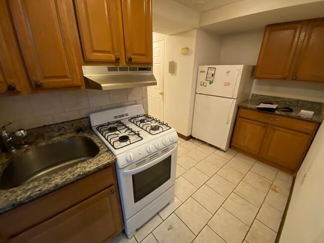400 Broadway, Unit 3 in Cambridge, MA - Building Photo - Building Photo