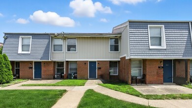 Regency Townhomes in Philadelphia, PA - Building Photo - Building Photo