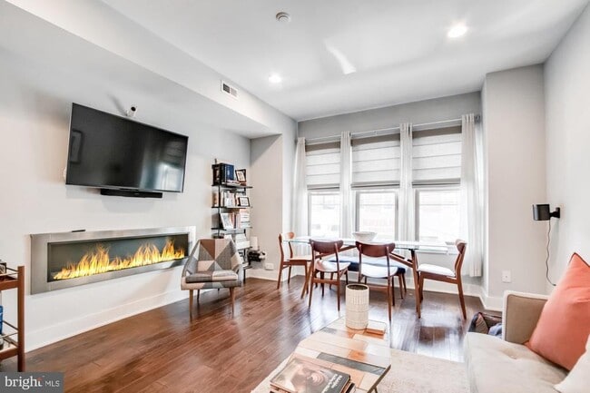 property at 929 N 2nd St