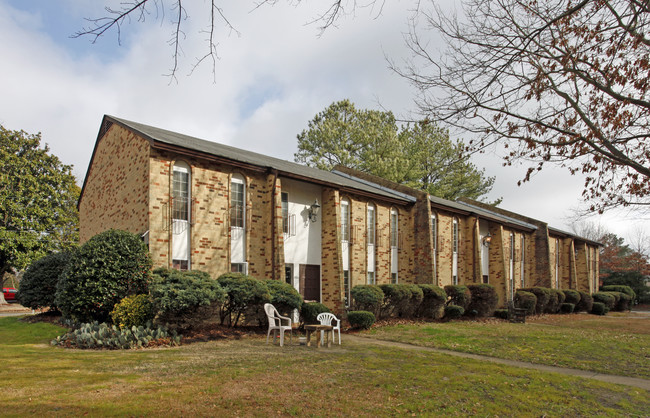 800-804 Cherokee Rd in Portsmouth, VA - Building Photo - Building Photo