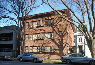 1019 H St in Sacramento, CA - Foto de edificio - Building Photo