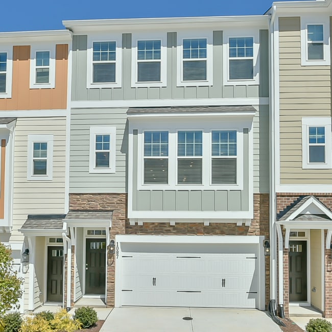 property at 1087 Manorhaven Dr
