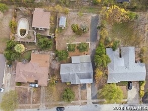 126 Shadow Hill Dr in San Antonio, TX - Building Photo - Building Photo