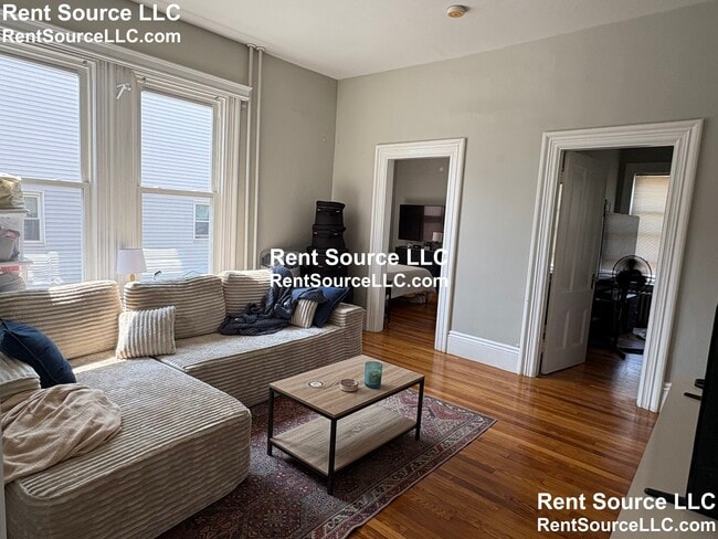 271 Highland Ave in Somerville, MA - Building Photo - Building Photo