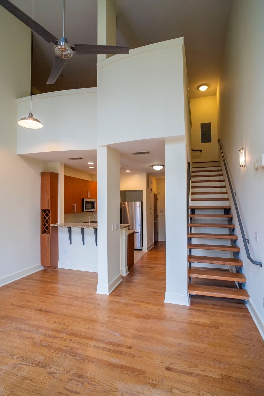 property at 1245 Caroline St NE