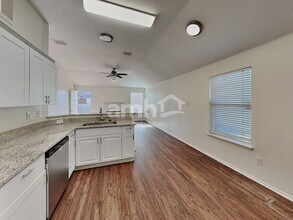 1009 Whistle Stop Dr in Saginaw, TX - Building Photo - Building Photo