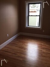 29 Linden St in Brookline, MA - Building Photo - Building Photo