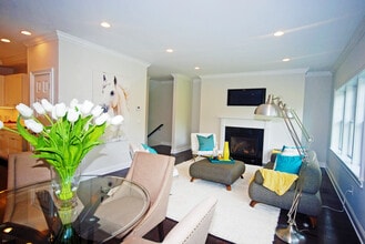 5 The Pointe in Rye Brook, NY - Building Photo - Building Photo