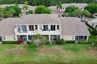 9227 Wentworth Ln in Port St. Lucie, FL - Foto de edificio - Building Photo