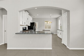 5914 Prince Pl Dr in Rosenberg, TX - Building Photo - Building Photo