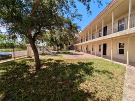 1811 Perkins Ave in Mission, TX - Building Photo