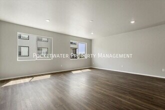 2289 W 166th Ln in Broomfield, CO - Building Photo - Building Photo