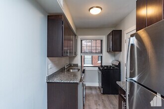 1128 Maple, Unit C3 in Evanston, IL - Building Photo - Building Photo