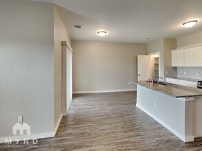 14316 Peach Tree Dr in Yukon, OK - Building Photo - Building Photo