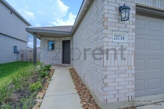 21734 Rustic River Ranch Ave in Prairie View, TX - Building Photo - Building Photo