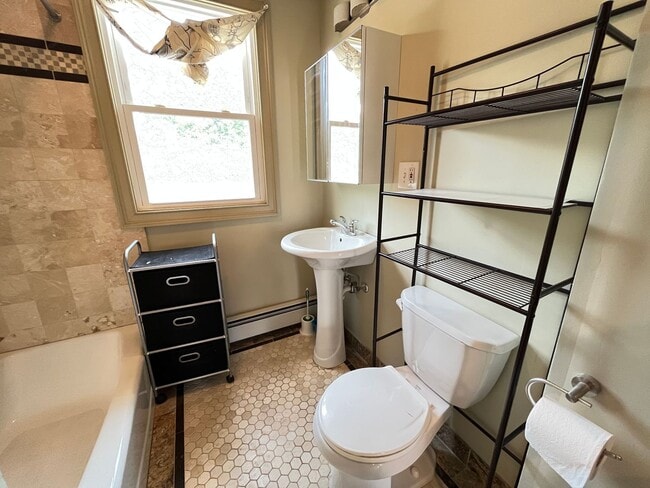 317-319 Mansfield St in New Haven, CT - Building Photo - Building Photo