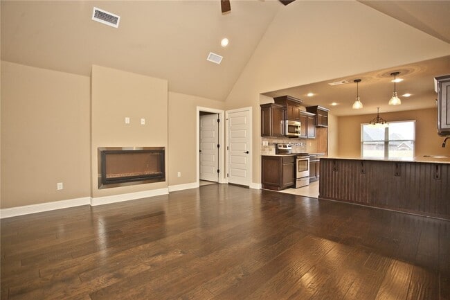 3210 SW Stonepoint Ave in Bentonville, AR - Building Photo - Building Photo