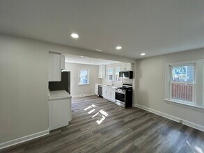 629 Justina St in Hinsdale, IL - Building Photo - Building Photo