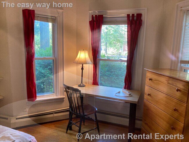 28 Cogswell Ave in Cambridge, MA - Building Photo - Building Photo