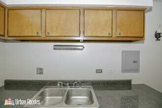 648 W Wrightwood Ave, Unit A05C in Chicago, IL - Foto de edificio - Building Photo