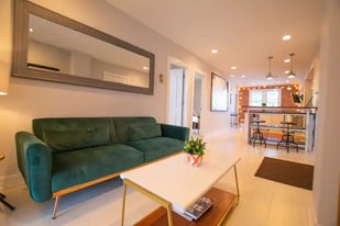 2732 S Bonfield St in Chicago, IL - Building Photo