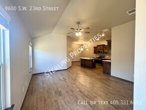 9600 SW 23rd St in Oklahoma City, OK - Building Photo - Building Photo