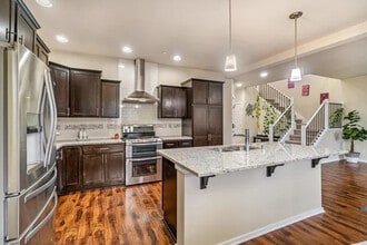 1818 144th Ln SW in Lynnwood, WA - Foto de edificio - Building Photo