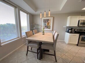 9 Harbor Town, Unit 9 in Laguna Vista, TX - Building Photo - Building Photo