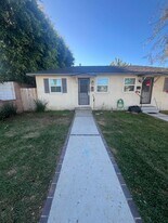 334-336 E School St in Covina, CA - Building Photo