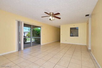 4104 SE 12th Pl in Cape Coral, FL - Building Photo - Building Photo