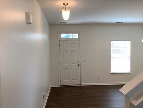 136 Morning Dew Ln in Mount Holly, NC - Building Photo - Building Photo