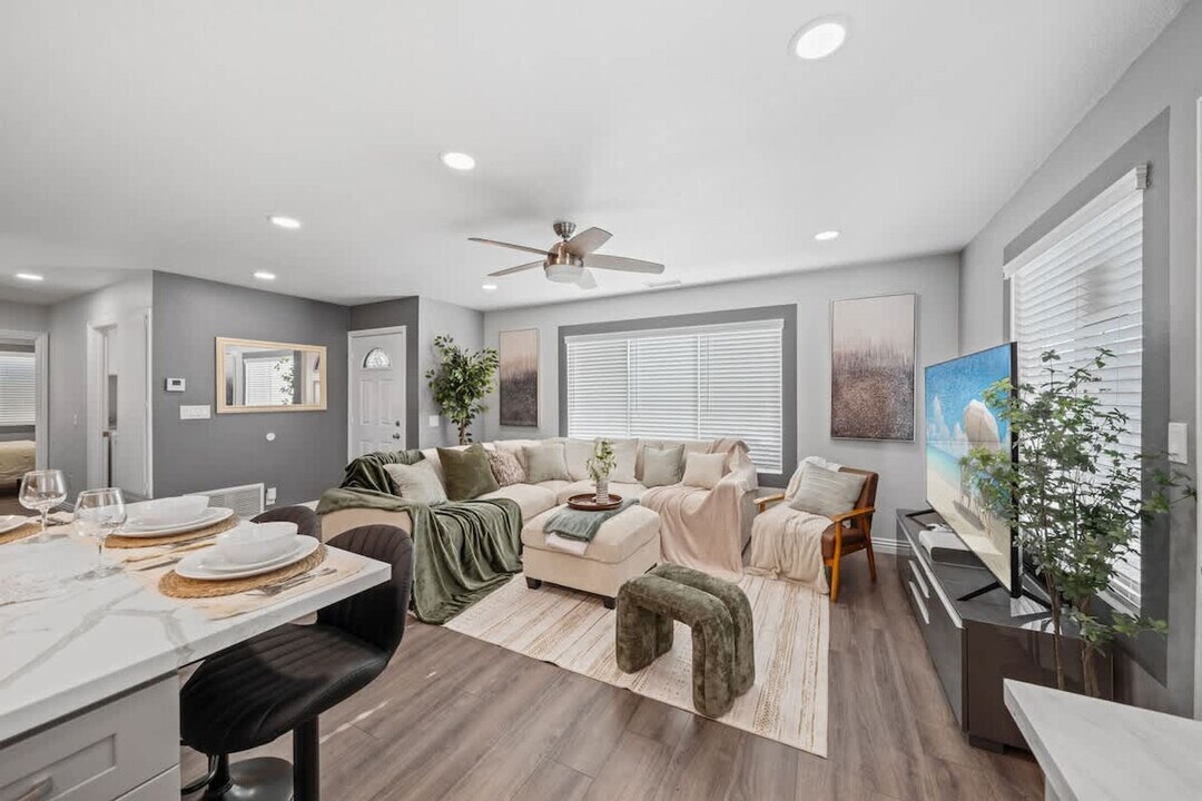 10983 Parkdale Ave, Unit SI ID1465011P in San Diego, CA - Building Photo