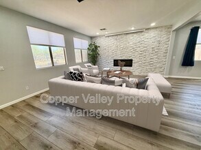 7461 W Honeysuckle Dr in Peoria, AZ - Building Photo - Building Photo