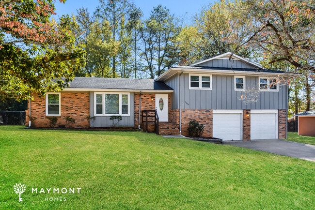property at 2604 Pentolope Dr SE