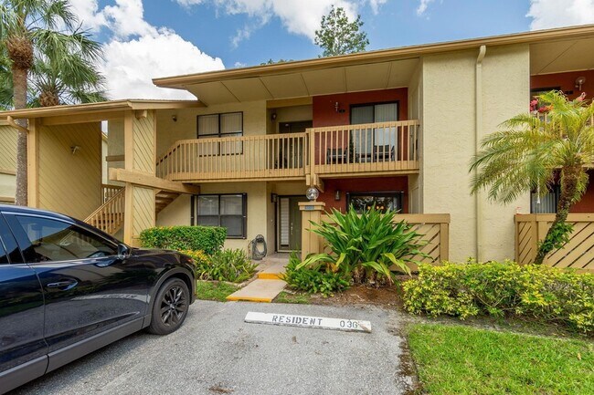 12989 Odessa Trail, Unit 6 in Wellington, FL - Building Photo - Building Photo