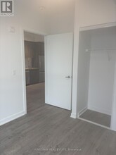 720 Whitlock Ave in Milton, ON - Building Photo - Building Photo