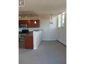 5 W Pender St in Vancouver, BC - Building Photo - Building Photo