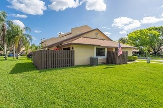 250 SW 97th Terrace in Pembroke Pines, FL - Building Photo - Building Photo