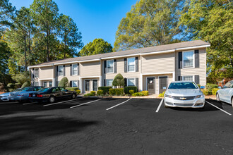 Edge Townhomes in Charlotte, NC - Foto de edificio - Building Photo