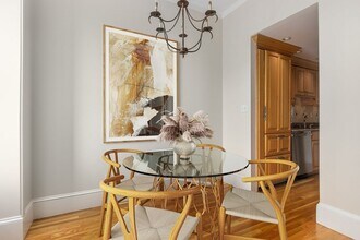 84 Commonwealth Ave, Unit 4 in Boston, MA - Foto de edificio - Building Photo