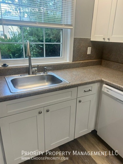 105 Clinton St in Harrisonburg, VA - Building Photo - Building Photo